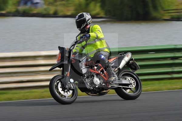 anglesey;brands hatch;cadwell park;croft;digital images;donington park;enduro;enduro digital images;event;event digital images;eventdigitalimages;mallory park;no limits;oulton park;peter wileman photography;racing;racing digital images;silverstone;snetterton;trackday;trackday digital images;trackday photos;vintage;vmcc banbury run;welsh 2 day enduro