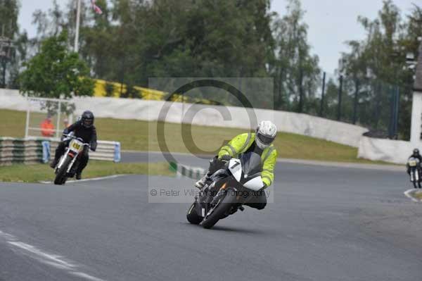 anglesey;brands hatch;cadwell park;croft;digital images;donington park;enduro;enduro digital images;event;event digital images;eventdigitalimages;mallory park;no limits;oulton park;peter wileman photography;racing;racing digital images;silverstone;snetterton;trackday;trackday digital images;trackday photos;vintage;vmcc banbury run;welsh 2 day enduro