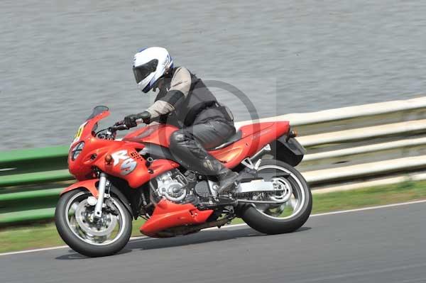 anglesey;brands hatch;cadwell park;croft;digital images;donington park;enduro;enduro digital images;event;event digital images;eventdigitalimages;mallory park;no limits;oulton park;peter wileman photography;racing;racing digital images;silverstone;snetterton;trackday;trackday digital images;trackday photos;vintage;vmcc banbury run;welsh 2 day enduro