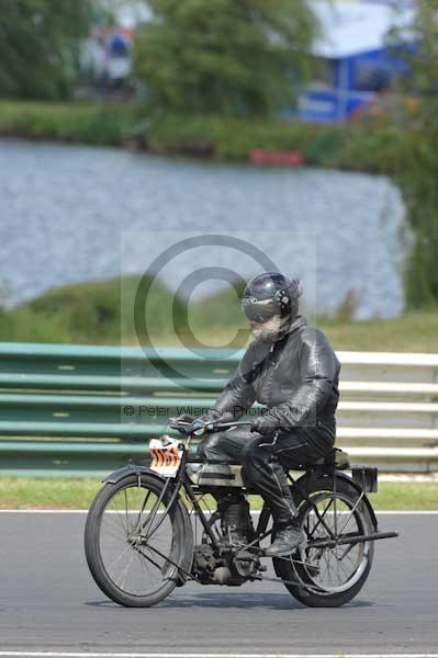 anglesey;brands hatch;cadwell park;croft;digital images;donington park;enduro;enduro digital images;event;event digital images;eventdigitalimages;mallory park;no limits;oulton park;peter wileman photography;racing;racing digital images;silverstone;snetterton;trackday;trackday digital images;trackday photos;vintage;vmcc banbury run;welsh 2 day enduro