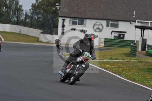 anglesey;brands hatch;cadwell park;croft;digital images;donington park;enduro;enduro digital images;event;event digital images;eventdigitalimages;mallory park;no limits;oulton park;peter wileman photography;racing;racing digital images;silverstone;snetterton;trackday;trackday digital images;trackday photos;vintage;vmcc banbury run;welsh 2 day enduro