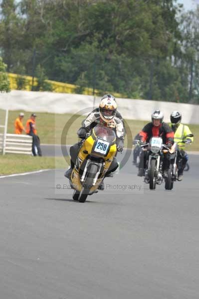 anglesey;brands hatch;cadwell park;croft;digital images;donington park;enduro;enduro digital images;event;event digital images;eventdigitalimages;mallory park;no limits;oulton park;peter wileman photography;racing;racing digital images;silverstone;snetterton;trackday;trackday digital images;trackday photos;vintage;vmcc banbury run;welsh 2 day enduro