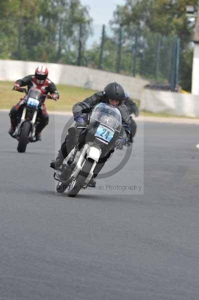 anglesey;brands hatch;cadwell park;croft;digital images;donington park;enduro;enduro digital images;event;event digital images;eventdigitalimages;mallory park;no limits;oulton park;peter wileman photography;racing;racing digital images;silverstone;snetterton;trackday;trackday digital images;trackday photos;vintage;vmcc banbury run;welsh 2 day enduro