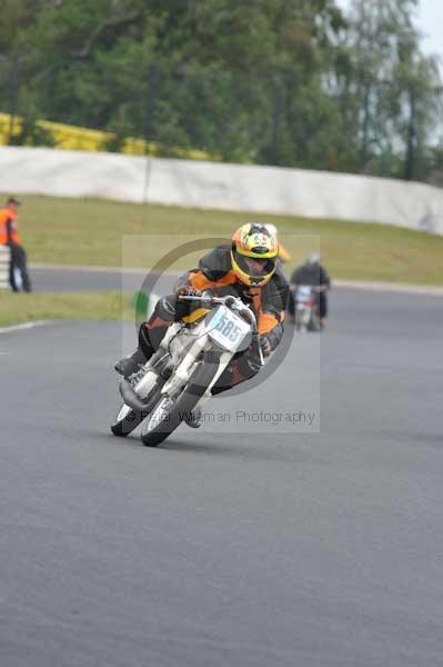 anglesey;brands hatch;cadwell park;croft;digital images;donington park;enduro;enduro digital images;event;event digital images;eventdigitalimages;mallory park;no limits;oulton park;peter wileman photography;racing;racing digital images;silverstone;snetterton;trackday;trackday digital images;trackday photos;vintage;vmcc banbury run;welsh 2 day enduro