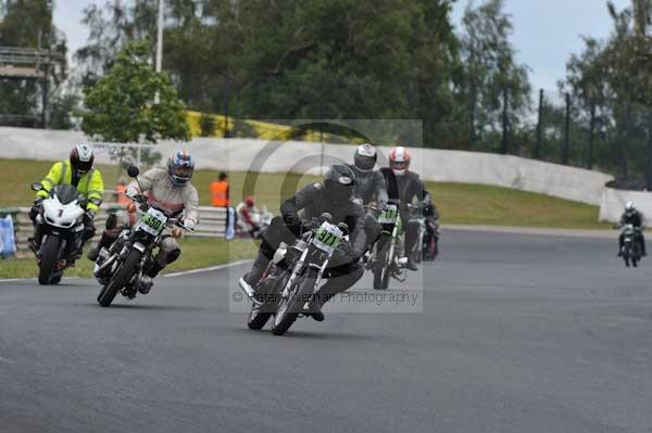 anglesey;brands hatch;cadwell park;croft;digital images;donington park;enduro;enduro digital images;event;event digital images;eventdigitalimages;mallory park;no limits;oulton park;peter wileman photography;racing;racing digital images;silverstone;snetterton;trackday;trackday digital images;trackday photos;vintage;vmcc banbury run;welsh 2 day enduro
