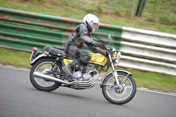 anglesey;brands hatch;cadwell park;croft;digital images;donington park;enduro;enduro digital images;event;event digital images;eventdigitalimages;mallory park;no limits;oulton park;peter wileman photography;racing;racing digital images;silverstone;snetterton;trackday;trackday digital images;trackday photos;vintage;vmcc banbury run;welsh 2 day enduro