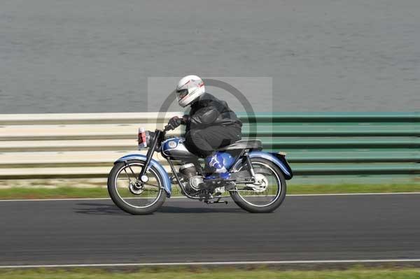 anglesey;brands hatch;cadwell park;croft;digital images;donington park;enduro;enduro digital images;event;event digital images;eventdigitalimages;mallory park;no limits;oulton park;peter wileman photography;racing;racing digital images;silverstone;snetterton;trackday;trackday digital images;trackday photos;vintage;vmcc banbury run;welsh 2 day enduro