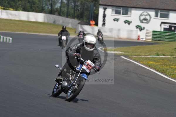 anglesey;brands hatch;cadwell park;croft;digital images;donington park;enduro;enduro digital images;event;event digital images;eventdigitalimages;mallory park;no limits;oulton park;peter wileman photography;racing;racing digital images;silverstone;snetterton;trackday;trackday digital images;trackday photos;vintage;vmcc banbury run;welsh 2 day enduro