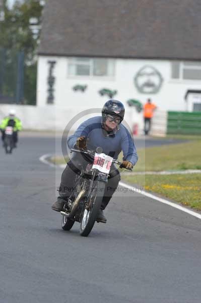 anglesey;brands hatch;cadwell park;croft;digital images;donington park;enduro;enduro digital images;event;event digital images;eventdigitalimages;mallory park;no limits;oulton park;peter wileman photography;racing;racing digital images;silverstone;snetterton;trackday;trackday digital images;trackday photos;vintage;vmcc banbury run;welsh 2 day enduro