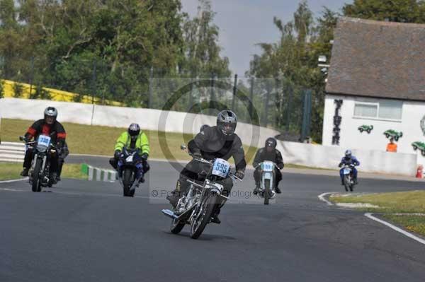 anglesey;brands hatch;cadwell park;croft;digital images;donington park;enduro;enduro digital images;event;event digital images;eventdigitalimages;mallory park;no limits;oulton park;peter wileman photography;racing;racing digital images;silverstone;snetterton;trackday;trackday digital images;trackday photos;vintage;vmcc banbury run;welsh 2 day enduro