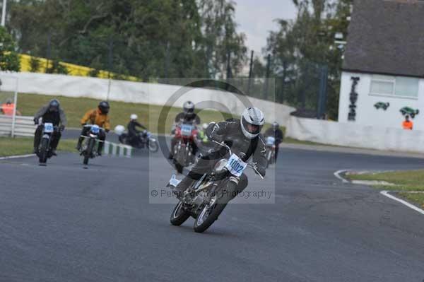 anglesey;brands hatch;cadwell park;croft;digital images;donington park;enduro;enduro digital images;event;event digital images;eventdigitalimages;mallory park;no limits;oulton park;peter wileman photography;racing;racing digital images;silverstone;snetterton;trackday;trackday digital images;trackday photos;vintage;vmcc banbury run;welsh 2 day enduro