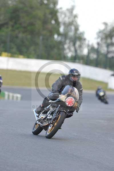 anglesey;brands hatch;cadwell park;croft;digital images;donington park;enduro;enduro digital images;event;event digital images;eventdigitalimages;mallory park;no limits;oulton park;peter wileman photography;racing;racing digital images;silverstone;snetterton;trackday;trackday digital images;trackday photos;vintage;vmcc banbury run;welsh 2 day enduro