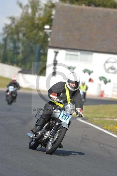 anglesey;brands hatch;cadwell park;croft;digital images;donington park;enduro;enduro digital images;event;event digital images;eventdigitalimages;mallory park;no limits;oulton park;peter wileman photography;racing;racing digital images;silverstone;snetterton;trackday;trackday digital images;trackday photos;vintage;vmcc banbury run;welsh 2 day enduro