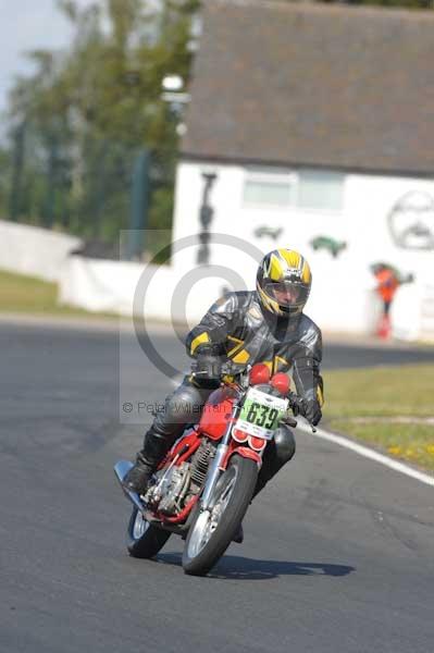 anglesey;brands hatch;cadwell park;croft;digital images;donington park;enduro;enduro digital images;event;event digital images;eventdigitalimages;mallory park;no limits;oulton park;peter wileman photography;racing;racing digital images;silverstone;snetterton;trackday;trackday digital images;trackday photos;vintage;vmcc banbury run;welsh 2 day enduro