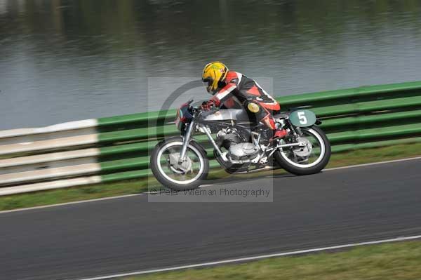 anglesey;brands hatch;cadwell park;croft;digital images;donington park;enduro;enduro digital images;event;event digital images;eventdigitalimages;mallory park;no limits;oulton park;peter wileman photography;racing;racing digital images;silverstone;snetterton;trackday;trackday digital images;trackday photos;vintage;vmcc banbury run;welsh 2 day enduro
