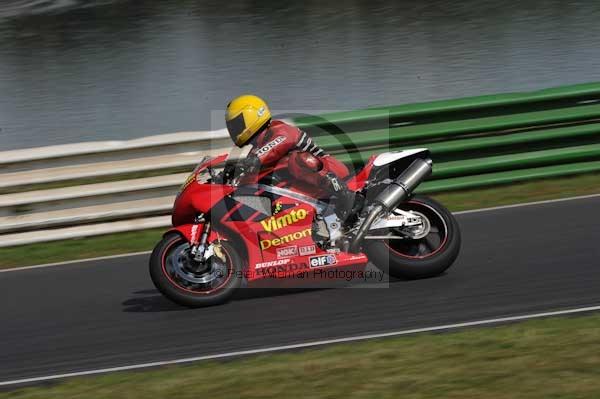 anglesey;brands hatch;cadwell park;croft;digital images;donington park;enduro;enduro digital images;event;event digital images;eventdigitalimages;mallory park;no limits;oulton park;peter wileman photography;racing;racing digital images;silverstone;snetterton;trackday;trackday digital images;trackday photos;vintage;vmcc banbury run;welsh 2 day enduro