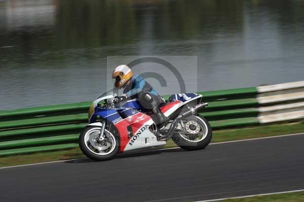 anglesey;brands hatch;cadwell park;croft;digital images;donington park;enduro;enduro digital images;event;event digital images;eventdigitalimages;mallory park;no limits;oulton park;peter wileman photography;racing;racing digital images;silverstone;snetterton;trackday;trackday digital images;trackday photos;vintage;vmcc banbury run;welsh 2 day enduro