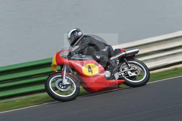 anglesey;brands hatch;cadwell park;croft;digital images;donington park;enduro;enduro digital images;event;event digital images;eventdigitalimages;mallory park;no limits;oulton park;peter wileman photography;racing;racing digital images;silverstone;snetterton;trackday;trackday digital images;trackday photos;vintage;vmcc banbury run;welsh 2 day enduro