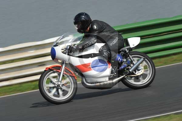 anglesey;brands hatch;cadwell park;croft;digital images;donington park;enduro;enduro digital images;event;event digital images;eventdigitalimages;mallory park;no limits;oulton park;peter wileman photography;racing;racing digital images;silverstone;snetterton;trackday;trackday digital images;trackday photos;vintage;vmcc banbury run;welsh 2 day enduro