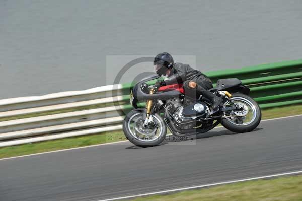 anglesey;brands hatch;cadwell park;croft;digital images;donington park;enduro;enduro digital images;event;event digital images;eventdigitalimages;mallory park;no limits;oulton park;peter wileman photography;racing;racing digital images;silverstone;snetterton;trackday;trackday digital images;trackday photos;vintage;vmcc banbury run;welsh 2 day enduro