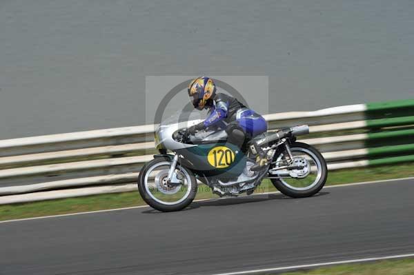 anglesey;brands hatch;cadwell park;croft;digital images;donington park;enduro;enduro digital images;event;event digital images;eventdigitalimages;mallory park;no limits;oulton park;peter wileman photography;racing;racing digital images;silverstone;snetterton;trackday;trackday digital images;trackday photos;vintage;vmcc banbury run;welsh 2 day enduro