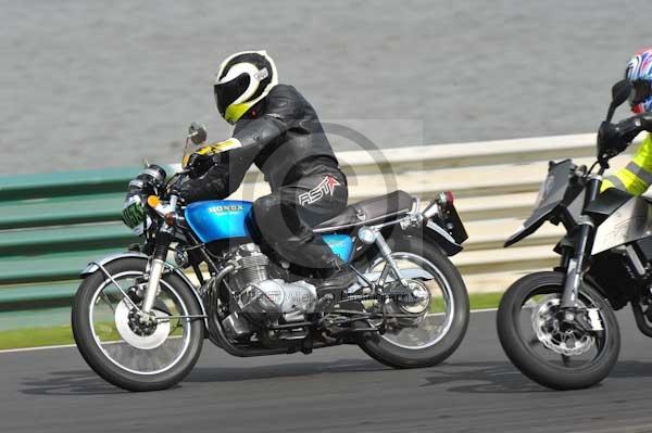 anglesey;brands hatch;cadwell park;croft;digital images;donington park;enduro;enduro digital images;event;event digital images;eventdigitalimages;mallory park;no limits;oulton park;peter wileman photography;racing;racing digital images;silverstone;snetterton;trackday;trackday digital images;trackday photos;vintage;vmcc banbury run;welsh 2 day enduro