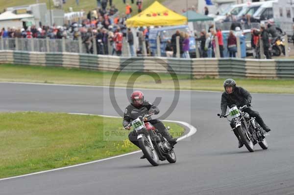 anglesey;brands hatch;cadwell park;croft;digital images;donington park;enduro;enduro digital images;event;event digital images;eventdigitalimages;mallory park;no limits;oulton park;peter wileman photography;racing;racing digital images;silverstone;snetterton;trackday;trackday digital images;trackday photos;vintage;vmcc banbury run;welsh 2 day enduro