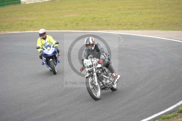 anglesey;brands hatch;cadwell park;croft;digital images;donington park;enduro;enduro digital images;event;event digital images;eventdigitalimages;mallory park;no limits;oulton park;peter wileman photography;racing;racing digital images;silverstone;snetterton;trackday;trackday digital images;trackday photos;vintage;vmcc banbury run;welsh 2 day enduro