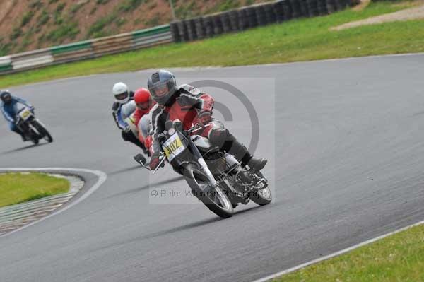 anglesey;brands hatch;cadwell park;croft;donington park;enduro digital images;event digital images;eventdigitalimages;mallory;no limits;oulton park;peter wileman photography;racing digital images;silverstone;snetterton;trackday digital images;trackday photos;vmcc banbury run;welsh 2 day enduro