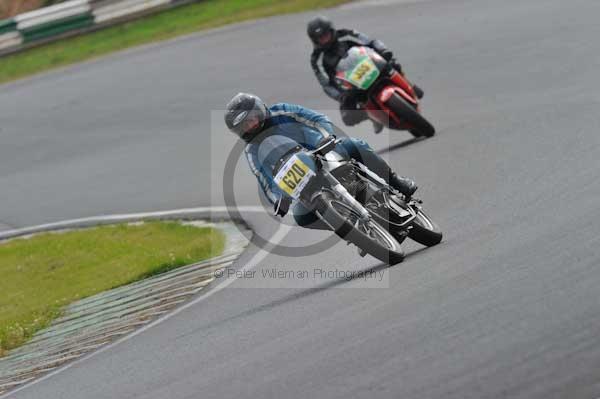 anglesey;brands hatch;cadwell park;croft;donington park;enduro digital images;event digital images;eventdigitalimages;mallory;no limits;oulton park;peter wileman photography;racing digital images;silverstone;snetterton;trackday digital images;trackday photos;vmcc banbury run;welsh 2 day enduro