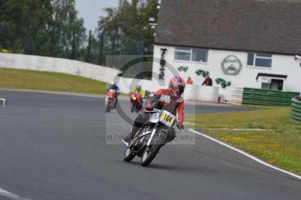 anglesey;brands hatch;cadwell park;croft;donington park;enduro digital images;event digital images;eventdigitalimages;mallory;no limits;oulton park;peter wileman photography;racing digital images;silverstone;snetterton;trackday digital images;trackday photos;vmcc banbury run;welsh 2 day enduro