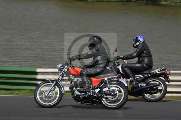 anglesey;brands hatch;cadwell park;croft;digital images;donington park;enduro;enduro digital images;event;event digital images;eventdigitalimages;mallory park;no limits;oulton park;peter wileman photography;racing;racing digital images;silverstone;snetterton;trackday;trackday digital images;trackday photos;vintage;vmcc banbury run;welsh 2 day enduro