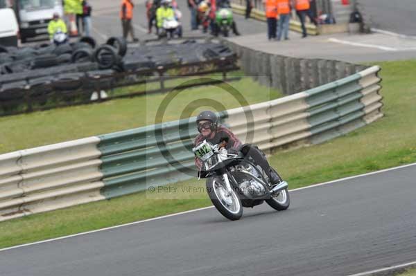 anglesey;brands hatch;cadwell park;croft;digital images;donington park;enduro;enduro digital images;event;event digital images;eventdigitalimages;mallory park;no limits;oulton park;peter wileman photography;racing;racing digital images;silverstone;snetterton;trackday;trackday digital images;trackday photos;vintage;vmcc banbury run;welsh 2 day enduro