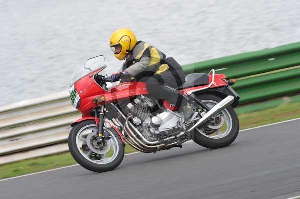 anglesey;brands hatch;cadwell park;croft;digital images;donington park;enduro;enduro digital images;event;event digital images;eventdigitalimages;mallory park;no limits;oulton park;peter wileman photography;racing;racing digital images;silverstone;snetterton;trackday;trackday digital images;trackday photos;vintage;vmcc banbury run;welsh 2 day enduro