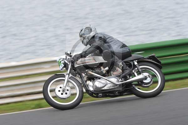 anglesey;brands hatch;cadwell park;croft;digital images;donington park;enduro;enduro digital images;event;event digital images;eventdigitalimages;mallory park;no limits;oulton park;peter wileman photography;racing;racing digital images;silverstone;snetterton;trackday;trackday digital images;trackday photos;vintage;vmcc banbury run;welsh 2 day enduro