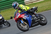 Mallory-park-Leicestershire;Mallory-park-photographs;Motorcycle-action-photographs;classic-bikes;event-digital-images;eventdigitalimages;mallory-park;no-limits-trackday;peter-wileman-photography;vintage-bikes;vintage-motorcycles;vmcc-festival-1000-bikes