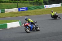 Mallory-park-Leicestershire;Mallory-park-photographs;Motorcycle-action-photographs;classic-bikes;event-digital-images;eventdigitalimages;mallory-park;no-limits-trackday;peter-wileman-photography;vintage-bikes;vintage-motorcycles;vmcc-festival-1000-bikes