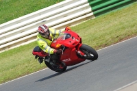 Mallory-park-Leicestershire;Mallory-park-photographs;Motorcycle-action-photographs;classic-bikes;event-digital-images;eventdigitalimages;mallory-park;no-limits-trackday;peter-wileman-photography;vintage-bikes;vintage-motorcycles;vmcc-festival-1000-bikes