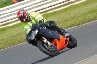 Mallory-park-Leicestershire;Mallory-park-photographs;Motorcycle-action-photographs;classic-bikes;event-digital-images;eventdigitalimages;mallory-park;no-limits-trackday;peter-wileman-photography;vintage-bikes;vintage-motorcycles;vmcc-festival-1000-bikes