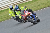 Mallory-park-Leicestershire;Mallory-park-photographs;Motorcycle-action-photographs;classic-bikes;event-digital-images;eventdigitalimages;mallory-park;no-limits-trackday;peter-wileman-photography;vintage-bikes;vintage-motorcycles;vmcc-festival-1000-bikes