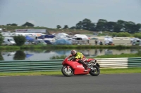 Mallory-park-Leicestershire;Mallory-park-photographs;Motorcycle-action-photographs;classic-bikes;event-digital-images;eventdigitalimages;mallory-park;no-limits-trackday;peter-wileman-photography;vintage-bikes;vintage-motorcycles;vmcc-festival-1000-bikes