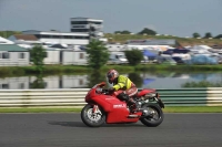 Mallory-park-Leicestershire;Mallory-park-photographs;Motorcycle-action-photographs;classic-bikes;event-digital-images;eventdigitalimages;mallory-park;no-limits-trackday;peter-wileman-photography;vintage-bikes;vintage-motorcycles;vmcc-festival-1000-bikes