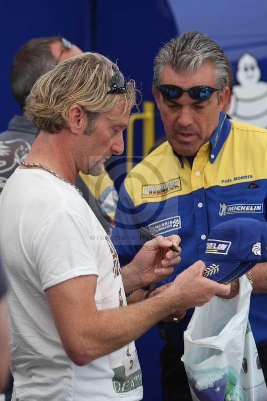 Mallory park Leicestershire;Mallory park photographs;Motorcycle action photographs;classic bikes;event digital images;eventdigitalimages;mallory park;no limits trackday;peter wileman photography;vintage bikes;vintage motorcycles;vmcc festival 1000 bikes