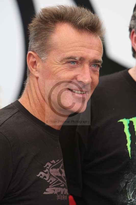 Mallory park Leicestershire;Mallory park photographs;Motorcycle action photographs;classic bikes;event digital images;eventdigitalimages;mallory park;no limits trackday;peter wileman photography;vintage bikes;vintage motorcycles;vmcc festival 1000 bikes