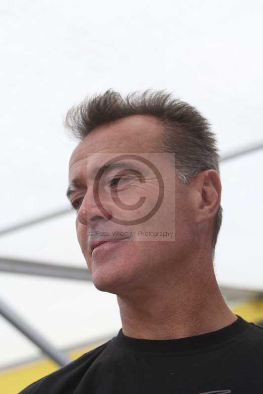 Mallory park Leicestershire;Mallory park photographs;Motorcycle action photographs;classic bikes;event digital images;eventdigitalimages;mallory park;no limits trackday;peter wileman photography;vintage bikes;vintage motorcycles;vmcc festival 1000 bikes