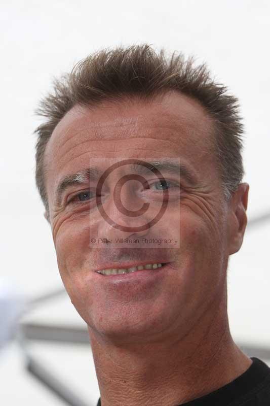 Mallory park Leicestershire;Mallory park photographs;Motorcycle action photographs;classic bikes;event digital images;eventdigitalimages;mallory park;no limits trackday;peter wileman photography;vintage bikes;vintage motorcycles;vmcc festival 1000 bikes