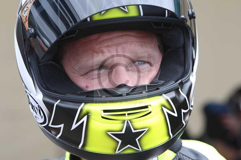 Mallory park Leicestershire;Mallory park photographs;Motorcycle action photographs;classic bikes;event digital images;eventdigitalimages;mallory park;no limits trackday;peter wileman photography;vintage bikes;vintage motorcycles;vmcc festival 1000 bikes