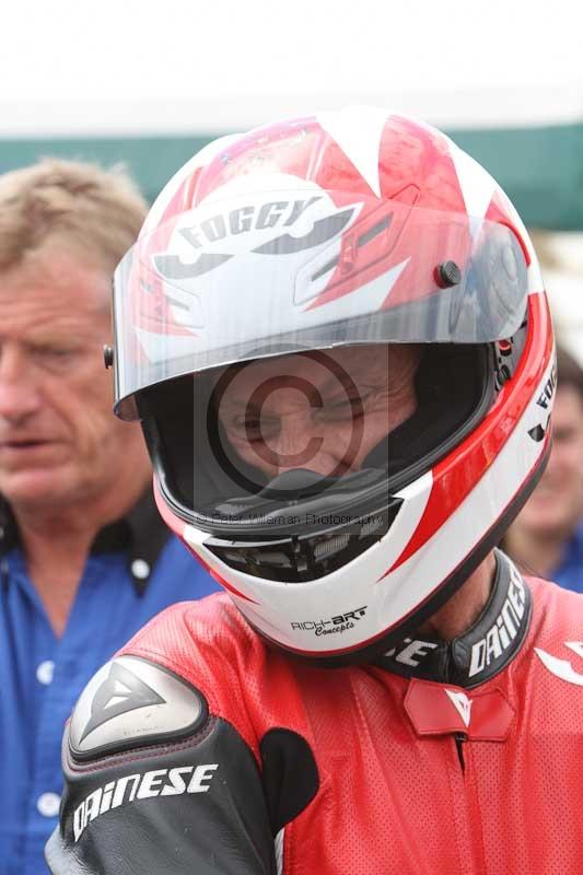 Mallory park Leicestershire;Mallory park photographs;Motorcycle action photographs;classic bikes;event digital images;eventdigitalimages;mallory park;no limits trackday;peter wileman photography;vintage bikes;vintage motorcycles;vmcc festival 1000 bikes