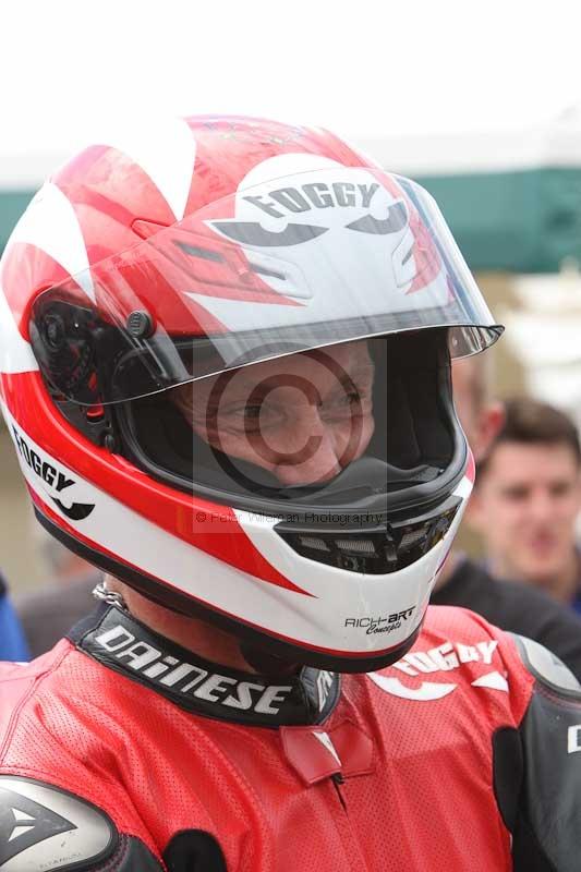 Mallory park Leicestershire;Mallory park photographs;Motorcycle action photographs;classic bikes;event digital images;eventdigitalimages;mallory park;no limits trackday;peter wileman photography;vintage bikes;vintage motorcycles;vmcc festival 1000 bikes