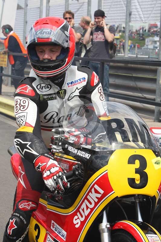 Mallory park Leicestershire;Mallory park photographs;Motorcycle action photographs;classic bikes;event digital images;eventdigitalimages;mallory park;no limits trackday;peter wileman photography;vintage bikes;vintage motorcycles;vmcc festival 1000 bikes